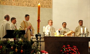 76. wielka sobota. liturgia wigilii paschalnej